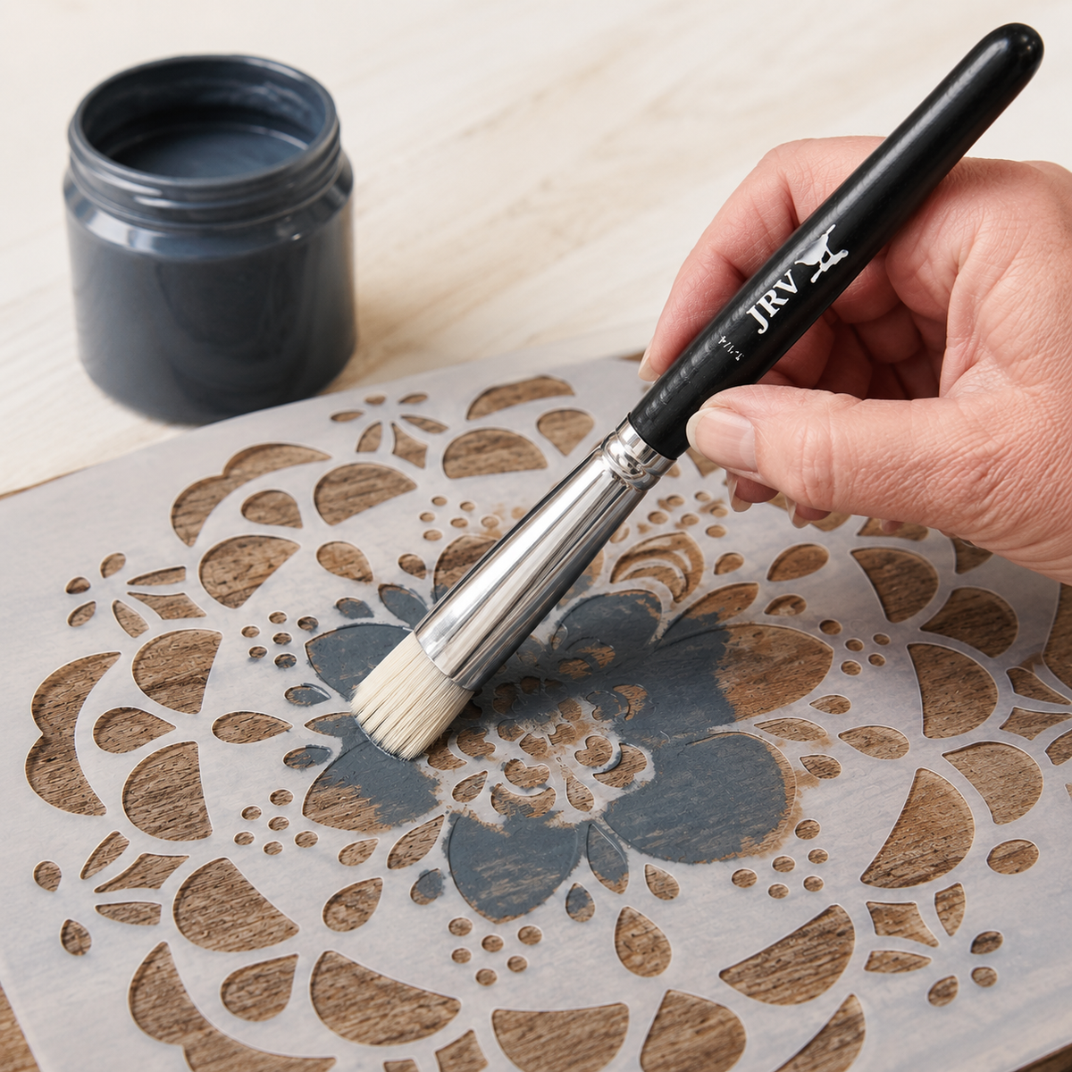 JRV 1.25" Stencil Brush - Synthetic for Professional Stenciling
